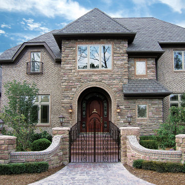 Majestic Colonial House - Coronado Manufactured Stone Veneer