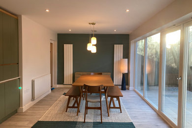 Design ideas for a dining room in Hampshire.