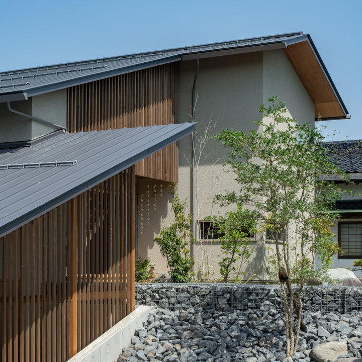 和モダンなおしゃれな家の外観の画像 75選 - 2026 年 6月 | Houzz (ハウズ)