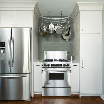 Comfort and Style in Green and Gray
