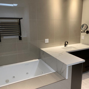 Bathroom's