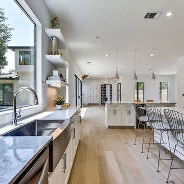 ATX Custom 2 Story - Wire Brushed Cascade White Oak