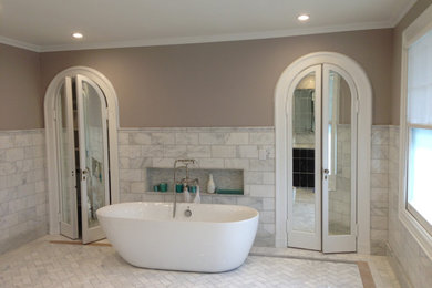 Inspiration for a transitional bathroom remodel in New York