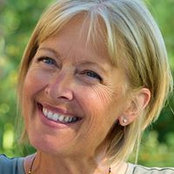 Julie Ford's photo