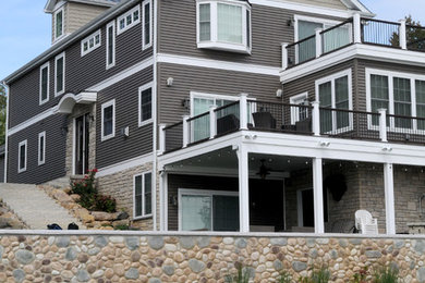 Example of a classic exterior home design in Chicago