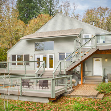 TimberTech Deck with Hog Panel Handrails