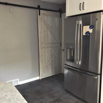 Showplace EVO Kitchen in Pierce Extra White