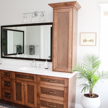 Smith Creek Primary Bath