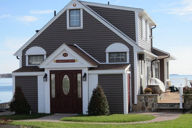 Example of a classic exterior home design in Bridgeport