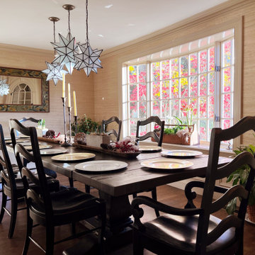 Gorgeous Dining Room with Chinoiserie and Tuscan Mural
