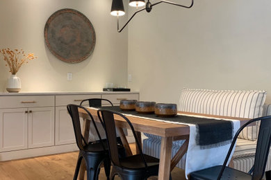 Inspiration for a dining room remodel in Cedar Rapids