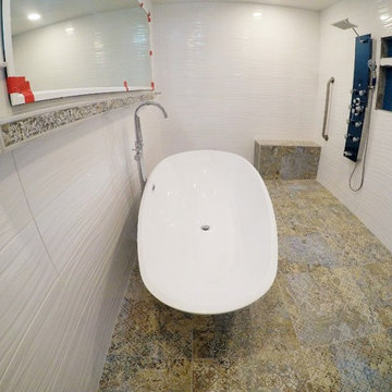 BARRIER-FREE MASTER BATHROOM