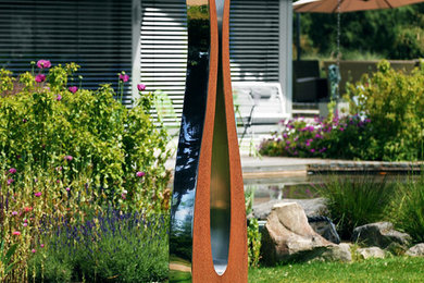 The Tulip - Contemporary Garden Sculpture