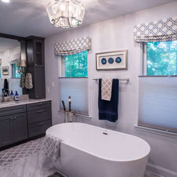 Navy White Bath/Bedroom suite