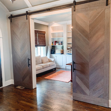 Sliding Barn Door (Chevron Redwood)