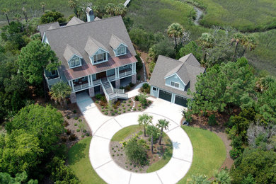 Traditional exterior home idea in Charleston