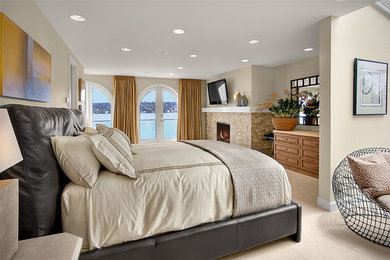 Bedroom - traditional bedroom idea in Seattle