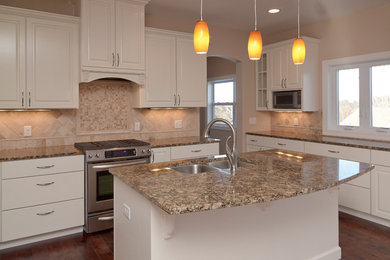 Inspiration for a timeless kitchen remodel in Minneapolis