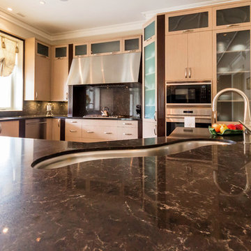 CUSTOM ESTATE