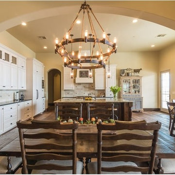Large farmhouse kitchen