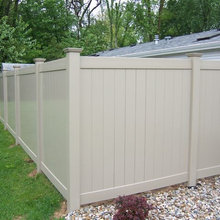 Outdoor Fence (Hide Trash & Recycle Cans)