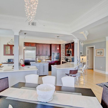 222 S Plaza Court