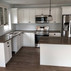 Vermont Shaker | White Kitchen Cabinets - Kitchen Cabinetry