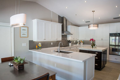 Example of a trendy kitchen design in Miami