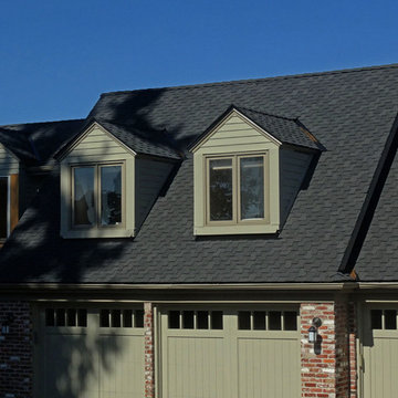 CertainTEED Pres Charcoal Garrison Roof