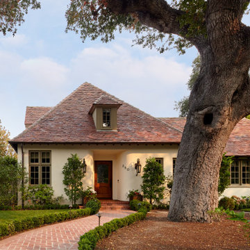 Reviving a 1920s French Tudor: Let the Sun Shine In