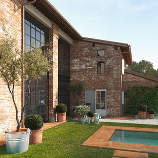 Idéer för små rustika pooler framför huset