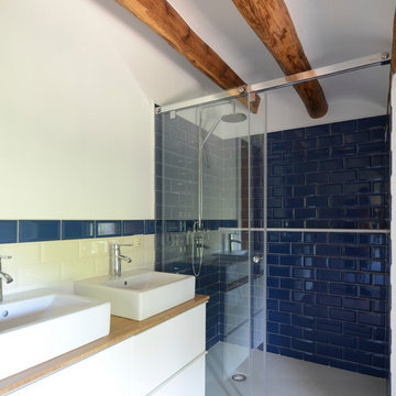 MASÍA LES LLAMBARDES