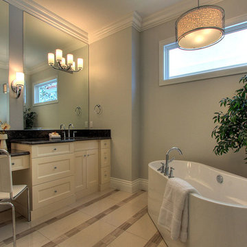 Okanagan Lake Residence 5