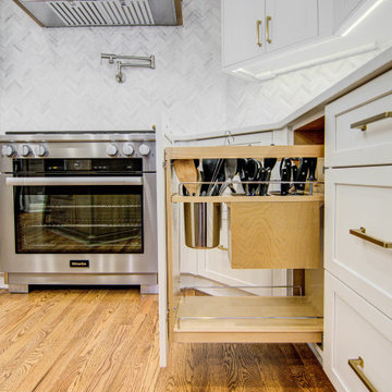 Warm & Intentional Kitchen Remodel Designed for Entertaining