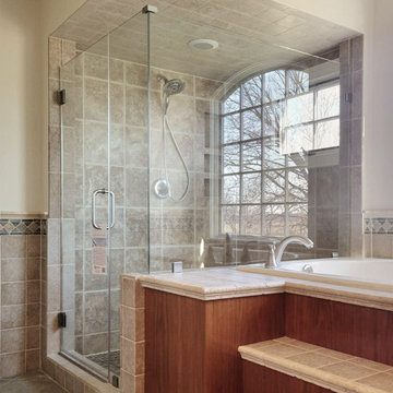 90 Degree Corner Shower with Beveled Clamps and Hinges