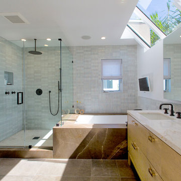 Venice Beach - Kitchen & Bathrooms