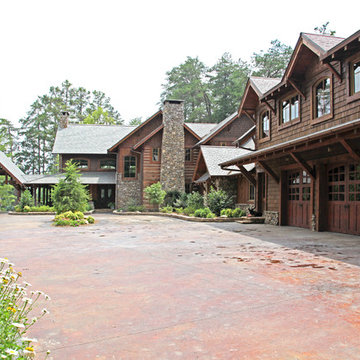 Lakefront Lodge by MossCreek
