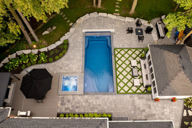 Inspiration for a pool remodel in Toronto