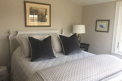 Bedroom - bedroom idea in Boston