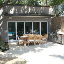 Pool house