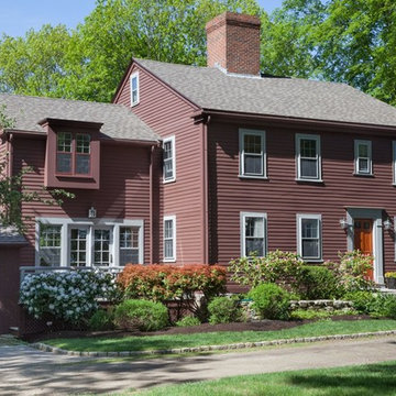 Historic Colonial Home Exterior with Garden Landscape – Beverly MA
