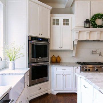 Kitchen with Farmhouse Touches