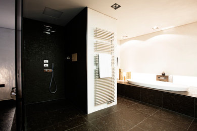 Modernes Badezimmer in Stuttgart