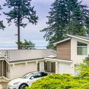 Total Design Freedom Using NanaWall Doors: The Cordova Bay Residence