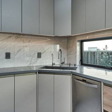 Modern California, Cupertino