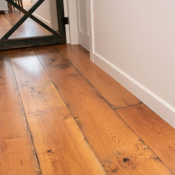 Central PA Cabin - Hardwood Flooring
