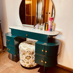 APARTMENT ON THE 24th - Dressing Tables