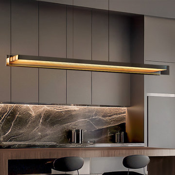 The Dining Light of Moor Manor