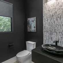 Beki powder Room
