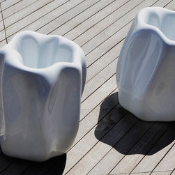 New Wave Outdoor Planters by Serralunga - Outdoor Pots And Planters